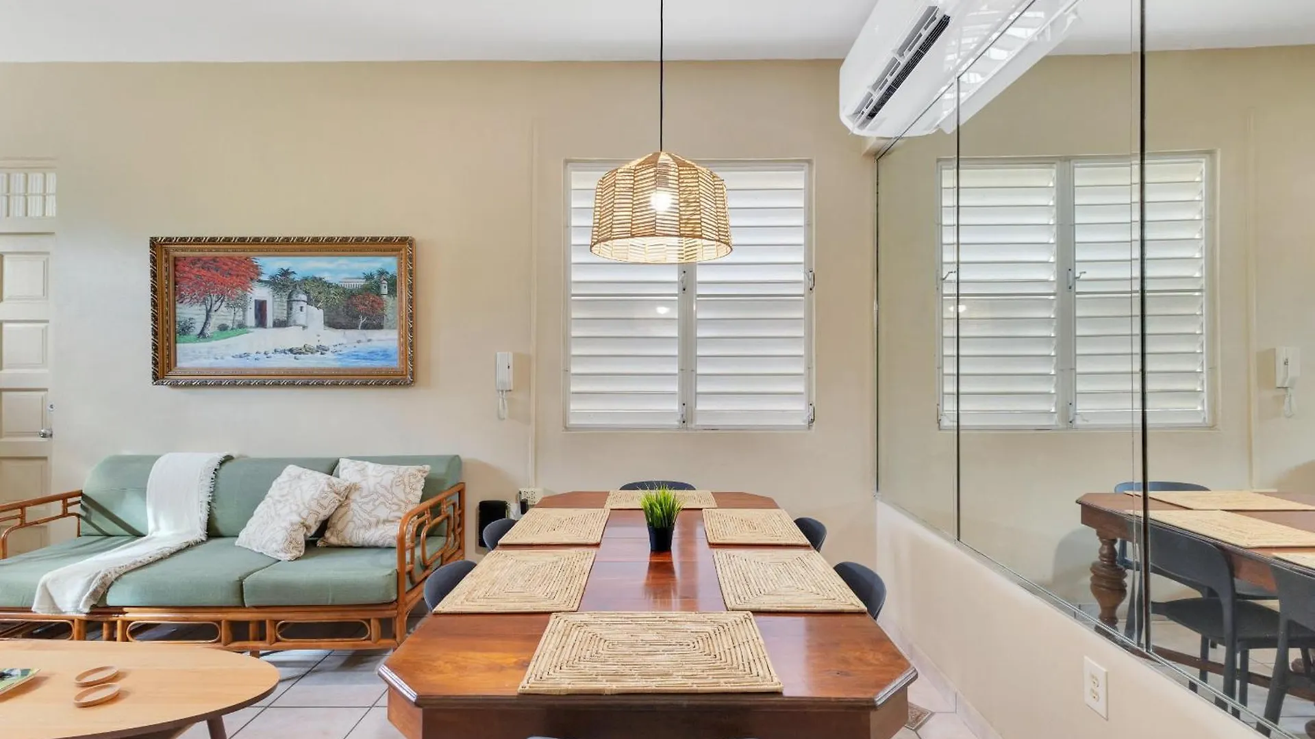 Apartment Family Hideaway Near Beach, Games, Views & More San Juan